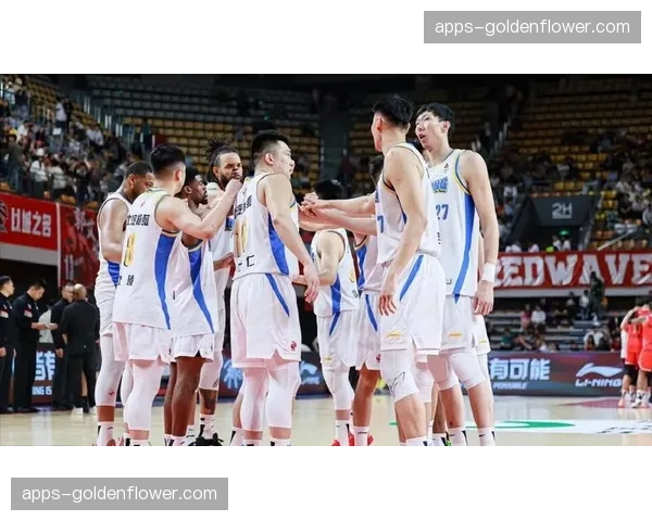 常规赛前四上海广厦北京深圳直通八强，季后赛对阵形势初步明朗